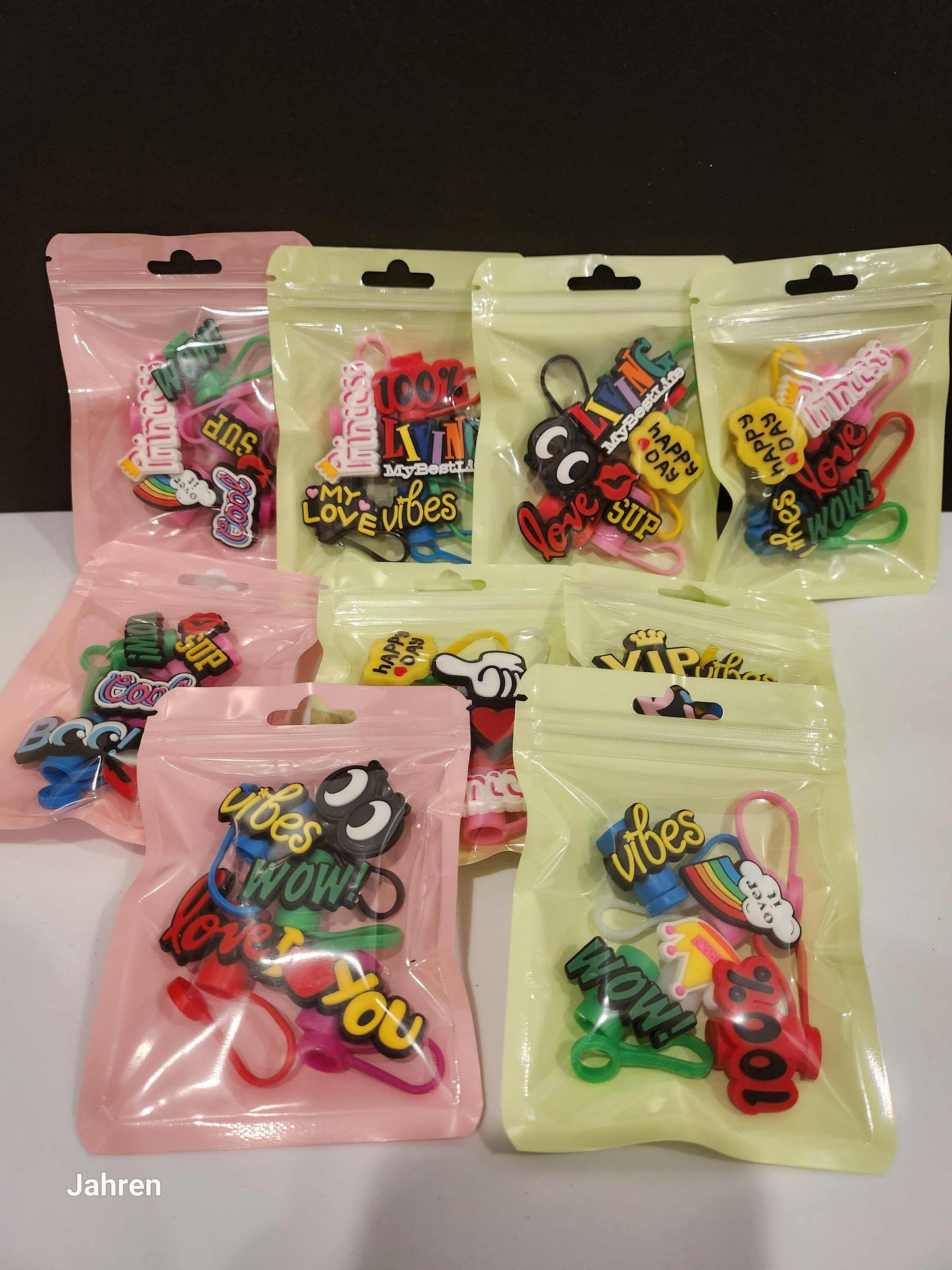 Straw Toppers